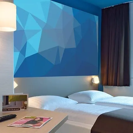 City-west 3* روستوك