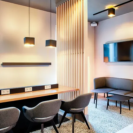 Hotel City-west 3*