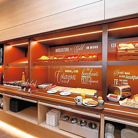 Hotell City-west 3*